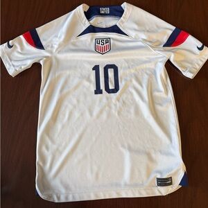 Pulisic Nike USA Soccer Jersey #10 White with Navy and Red Accents kids size M